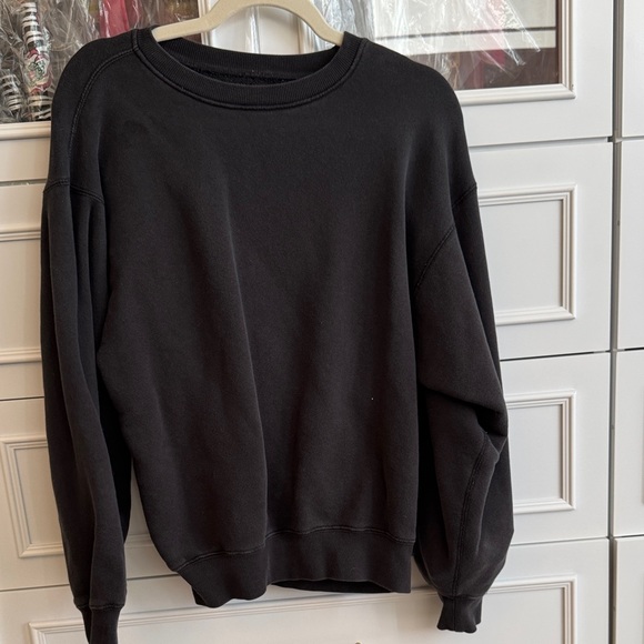 Elwood Other - Elegant Black Crewneck Sweater for Women